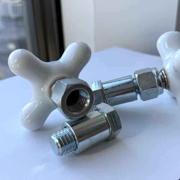 Antique J.H. Balmer Co White Porcelain Cross Handles Hot & Cold Faucet Knobs Set - Picture 7 of 9